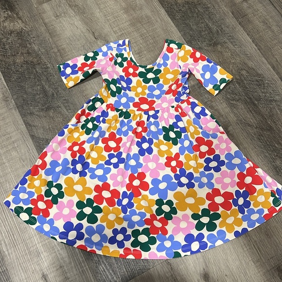 Hanna Andersson Other - Hanna Andersson girls colorful floral Skater dress size 110cm US 5 Oeko Tex